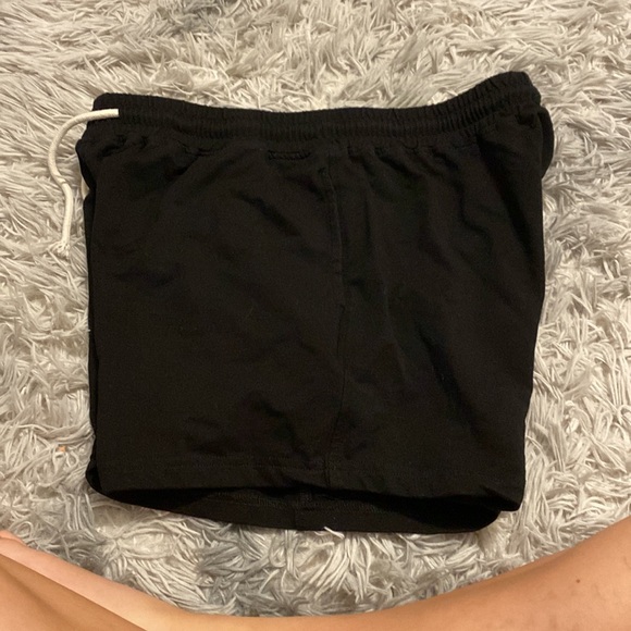 sweatshorts - Picture 2 of 3